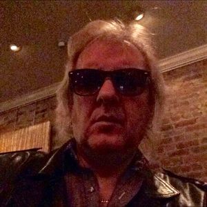 Meet your Posher, Chris